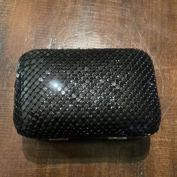 Elegant Black Metal mesh Clutch bag Formal - Picture 2 of 5